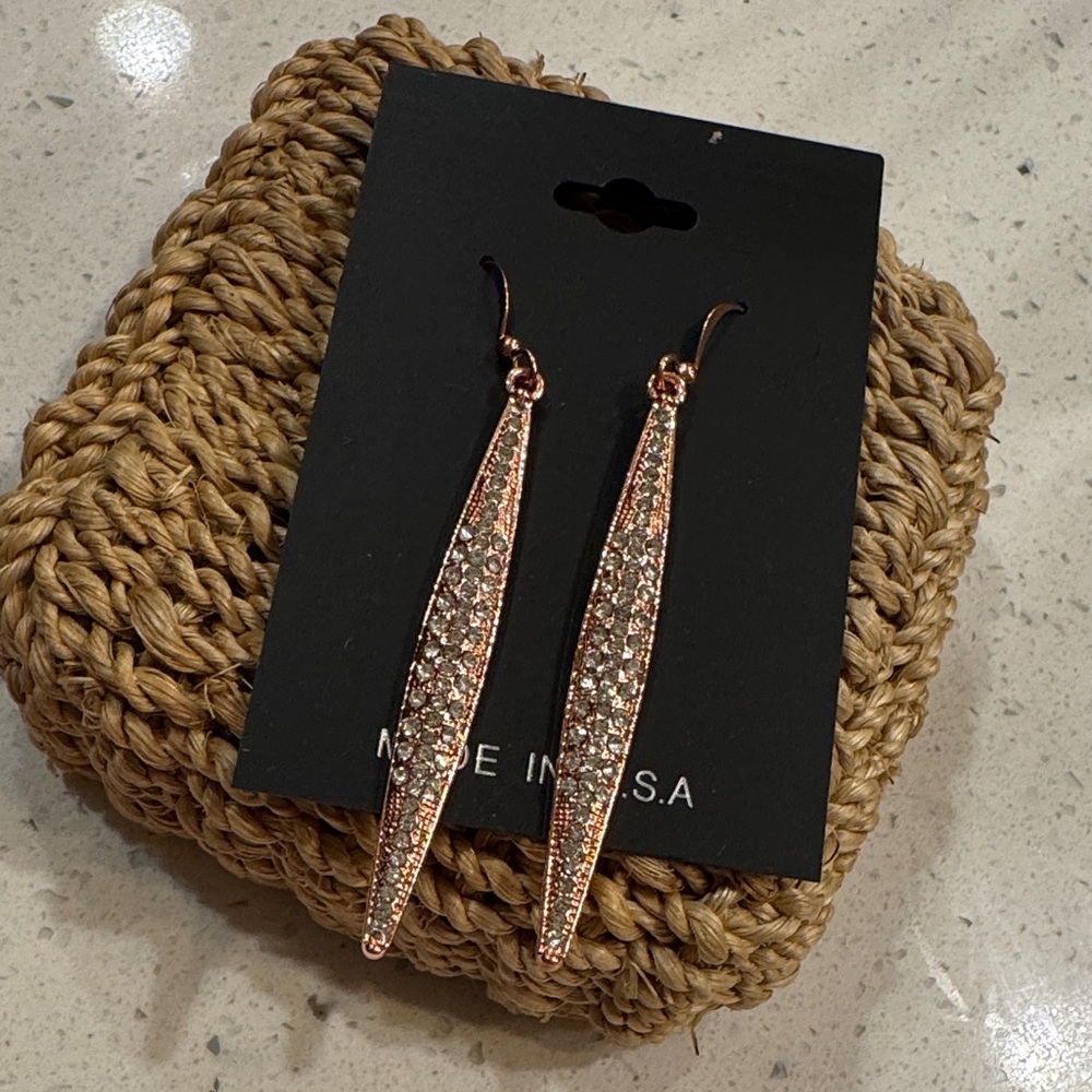 💗Final price💗Elegant Rose Gold Dangle Earrings